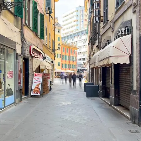 Mazzini 12 Very Central Apartment With Private Garage, Air Conditioning, Wifi, Just 50 Meters From The Beach Rapallo Exterior photo