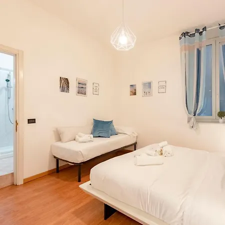Mazzini 12 Very Central Apartment With Private Garage, Air Conditioning, Wifi, Just 50 Meters From The Beach Rapallo Exterior photo