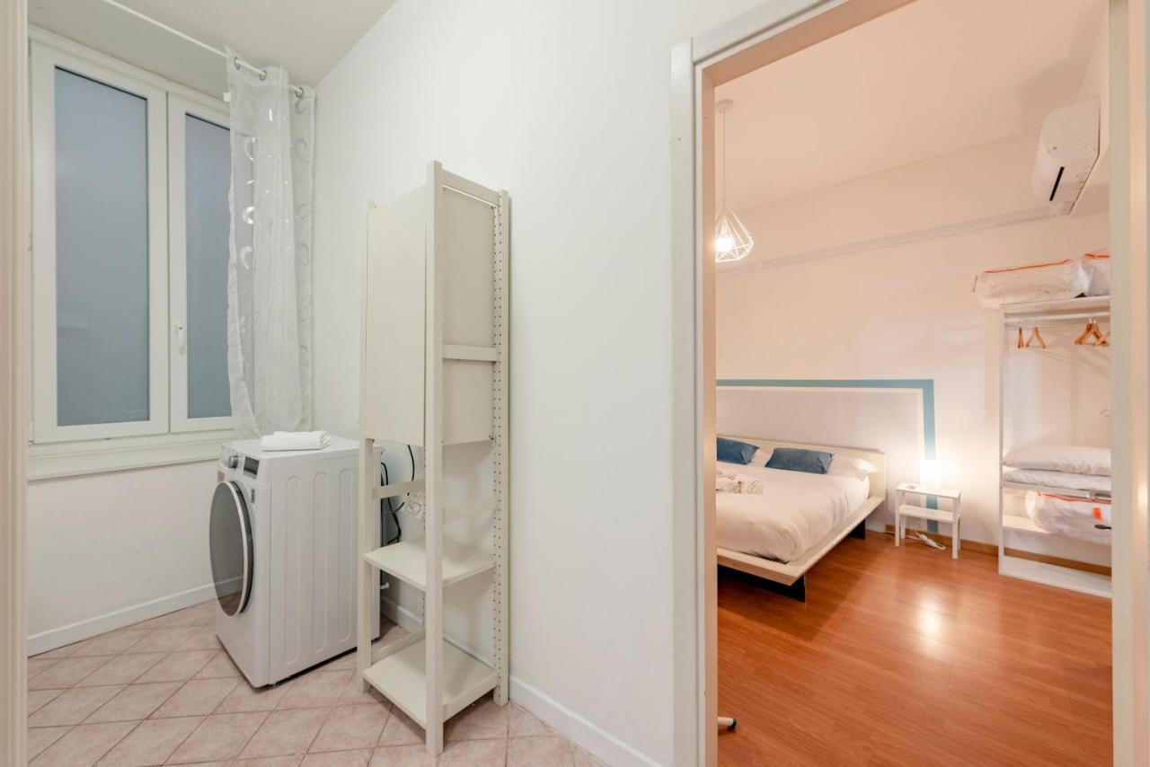 Mazzini 12 Very With Private Garage, Air Conditioning, Wifi, Just 50 Meters From The Apartamento Rapallo