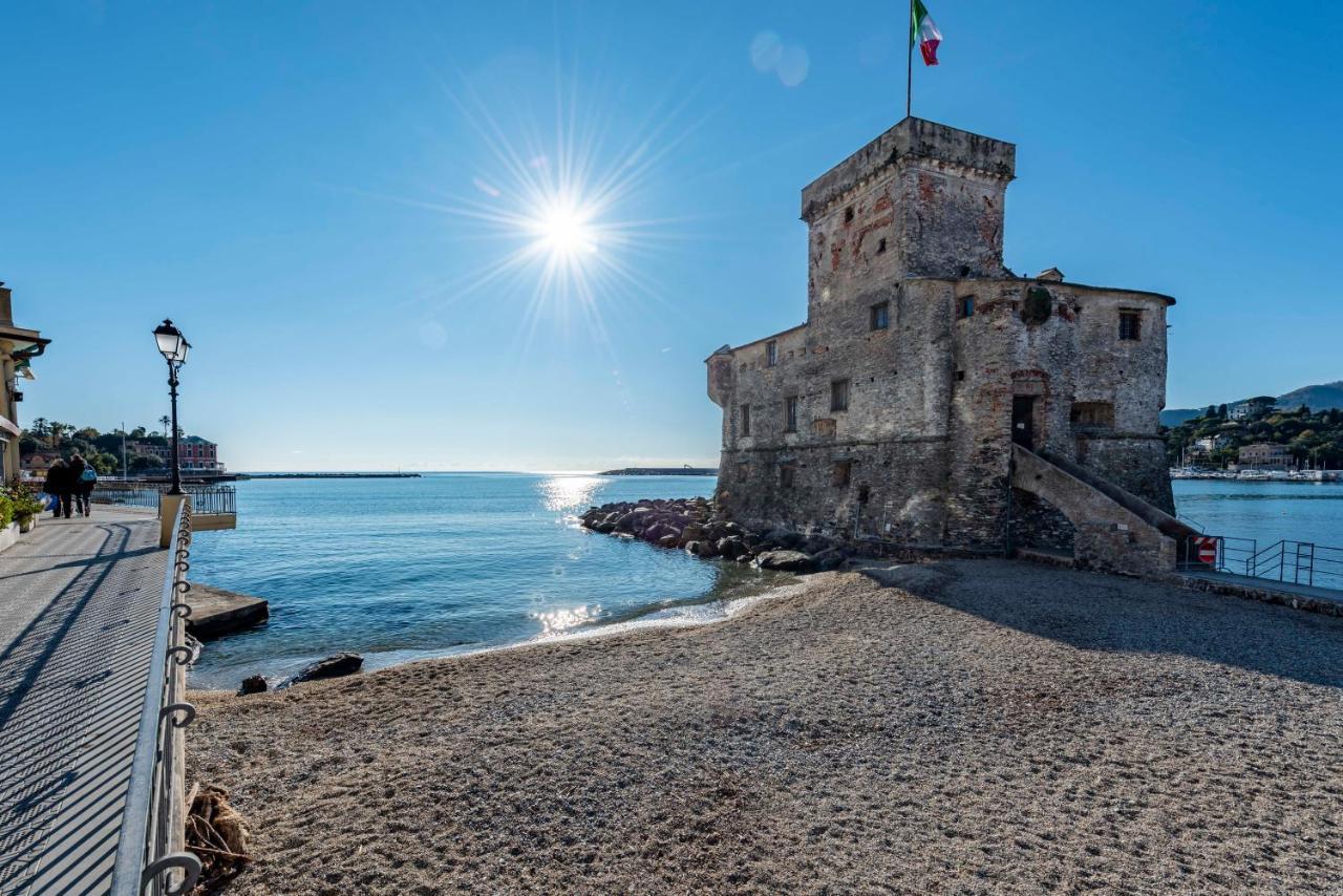 Mazzini 12 Very With Private Garage, Air Conditioning, Wifi, Just 50 Meters From The Rapallo