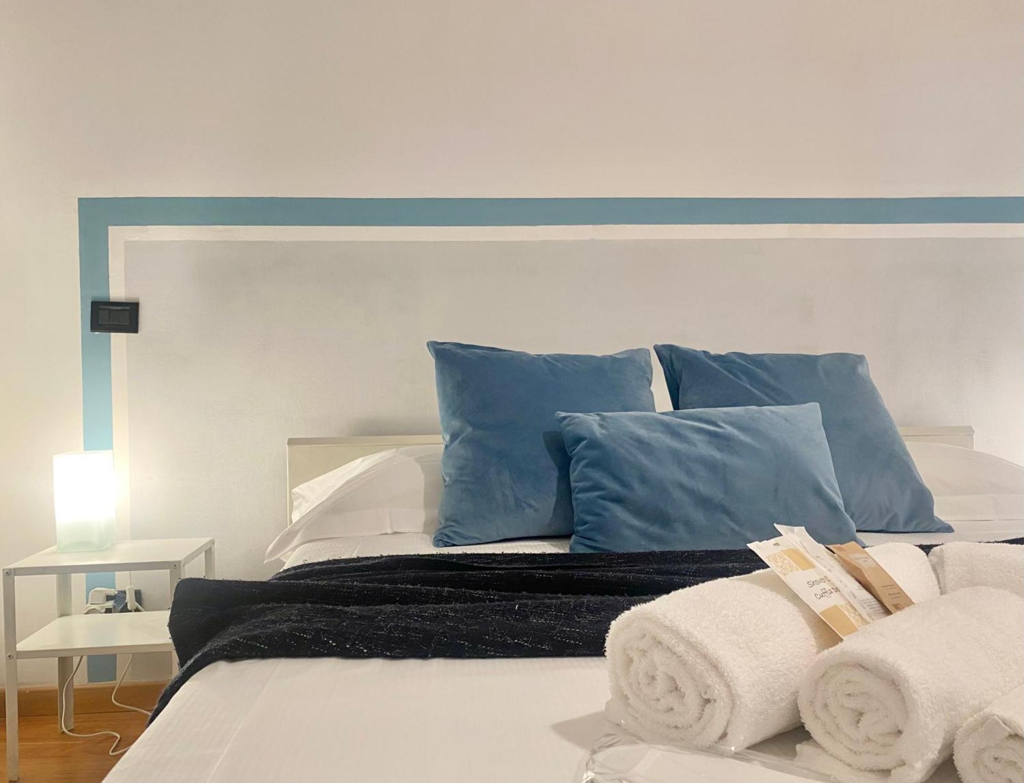 Mazzini 12 Very With Private Garage, Air Conditioning, Wifi, Just 50 Meters From The Apartment Rapallo