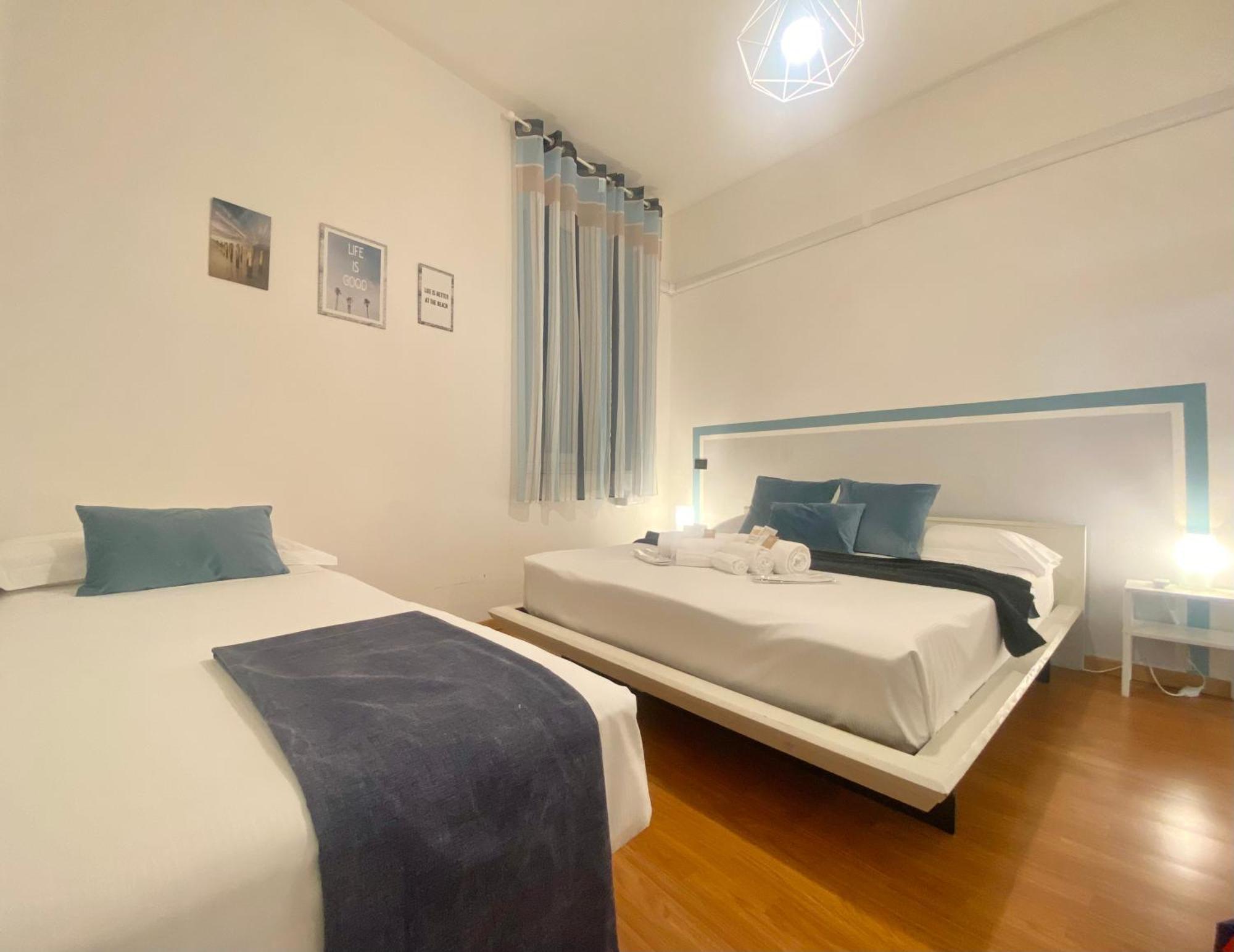 Mazzini 12 Very With Private Garage, Air Conditioning, Wifi, Just 50 Meters From The *