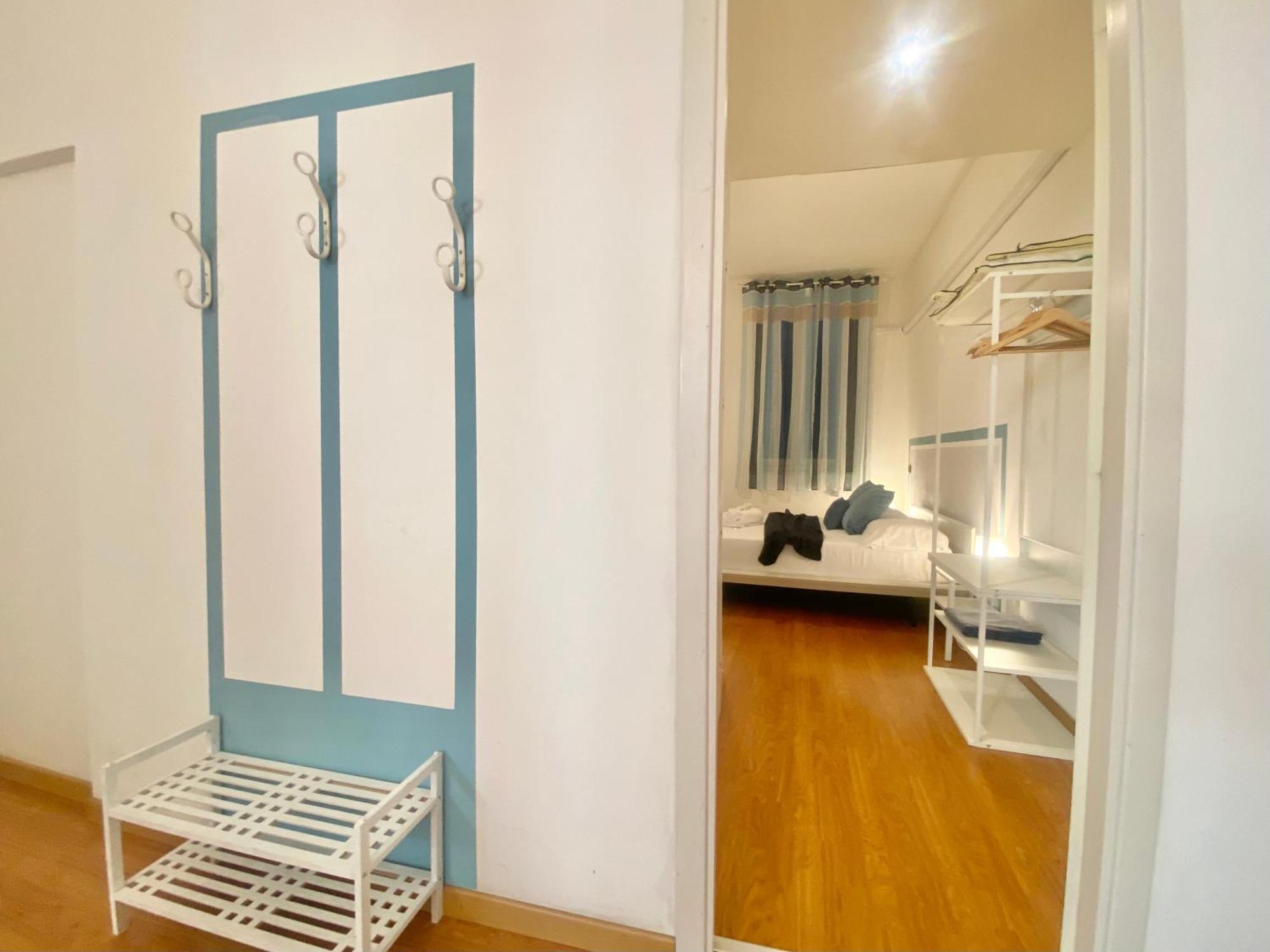 Mazzini 12 Very With Private Garage, Air Conditioning, Wifi, Just 50 Meters From The Apartment *
