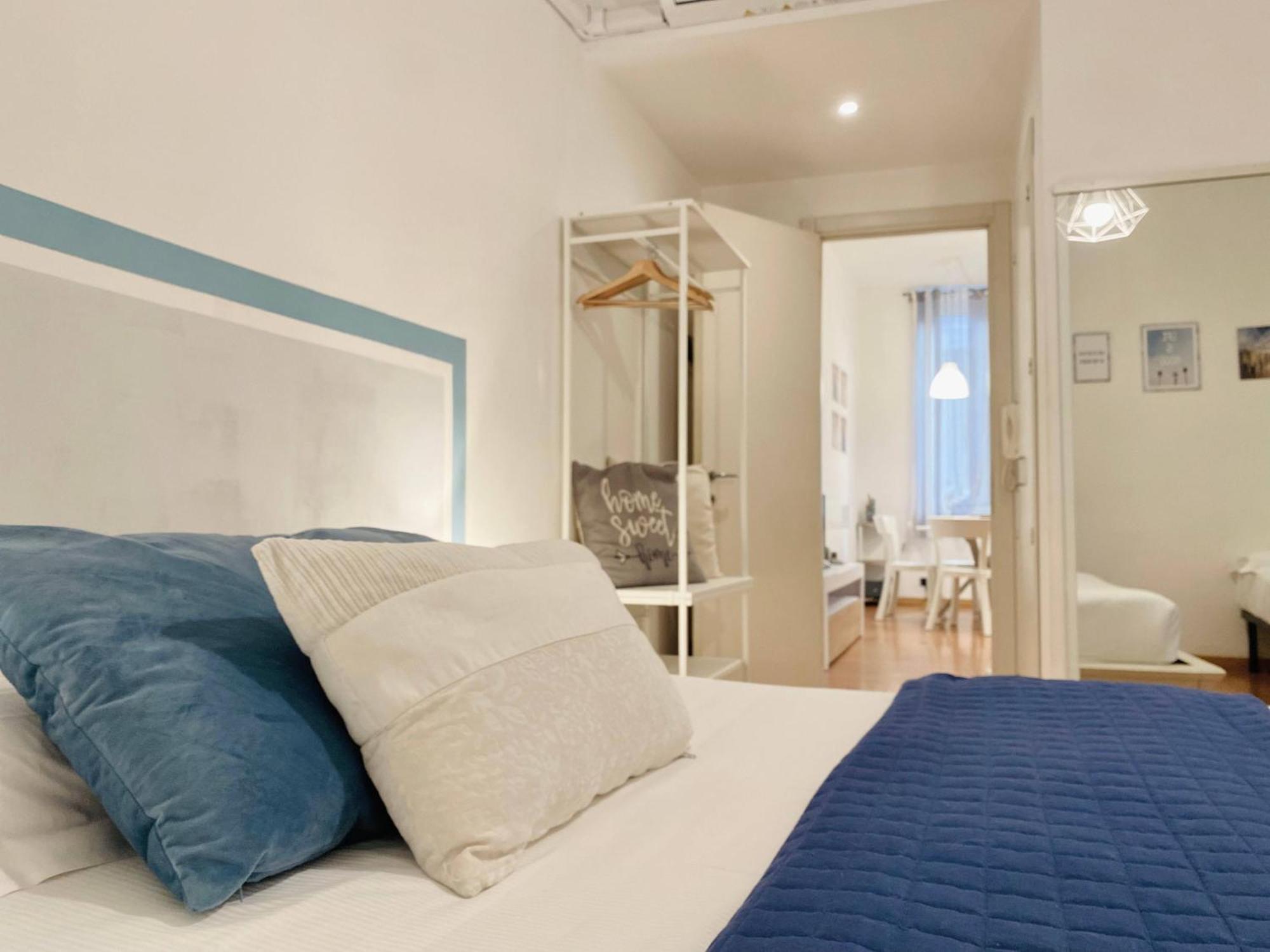 Apartment Mazzini 12 Very With Private Garage, Air Conditioning, Wifi, Just 50 Meters From The *