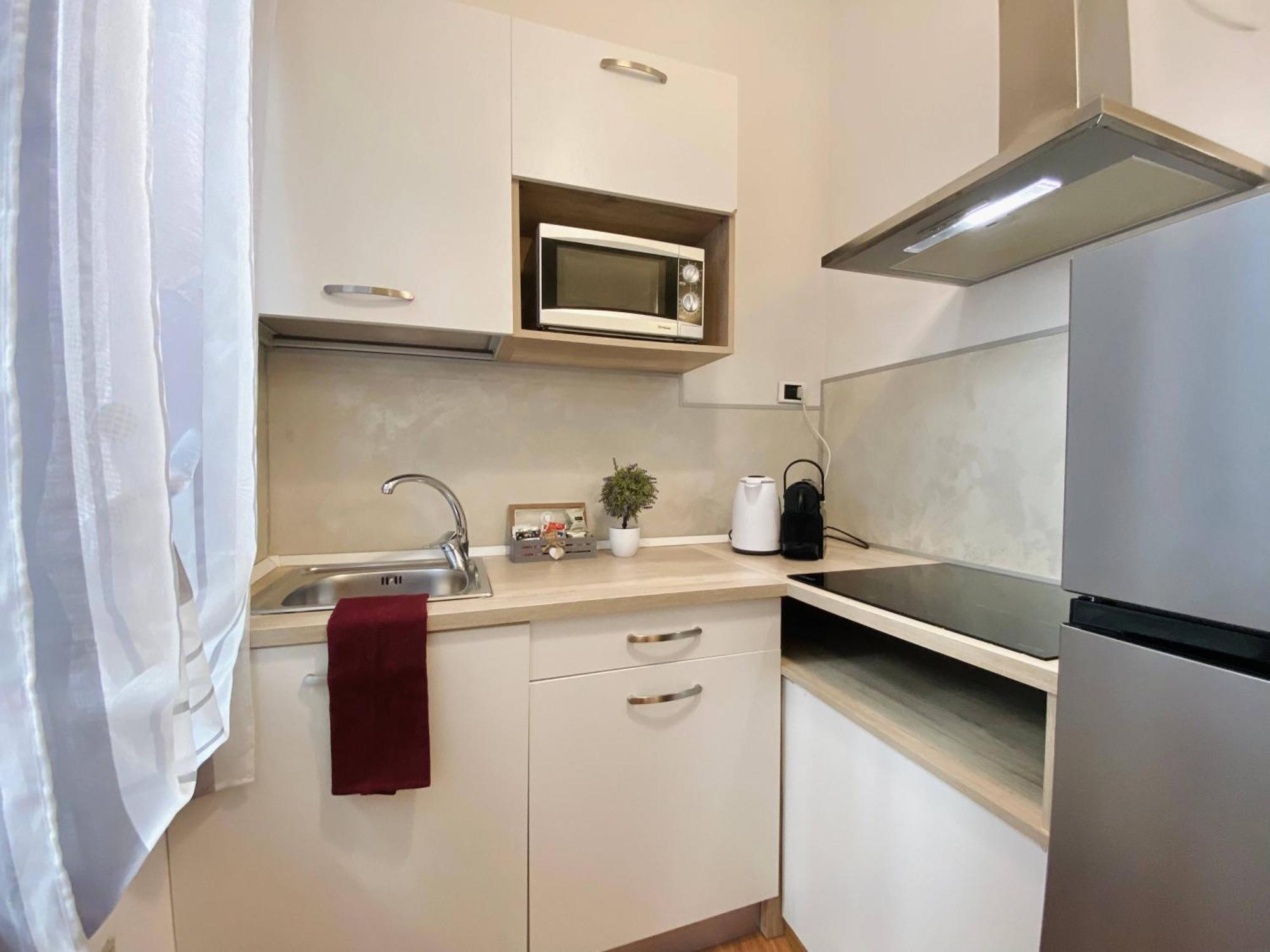 Mazzini 12 Very With Private Garage, Air Conditioning, Wifi, Just 50 Meters From The Rapallo