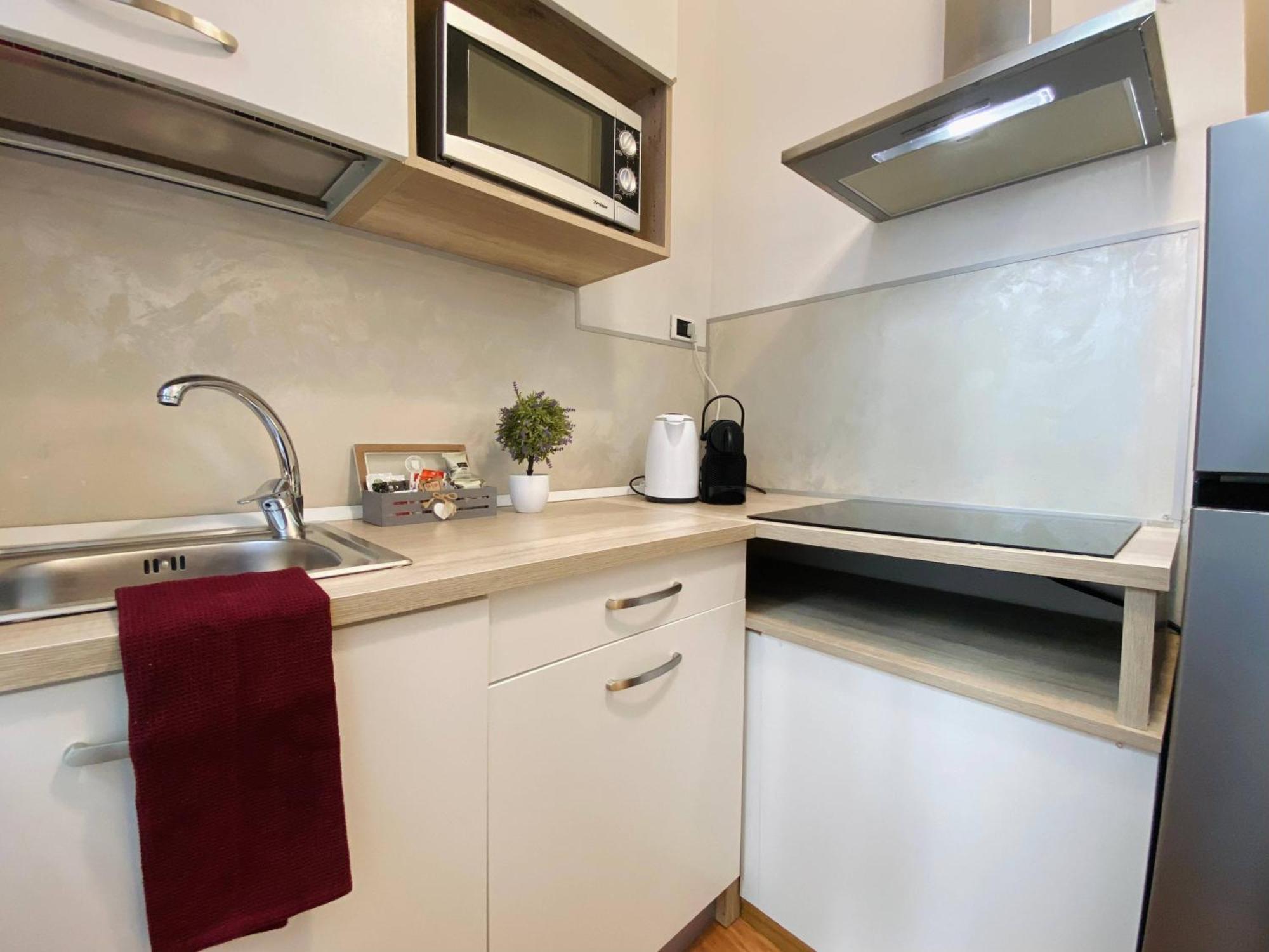 Apartment Mazzini 12 Very With Private Garage, Air Conditioning, Wifi, Just 50 Meters From The