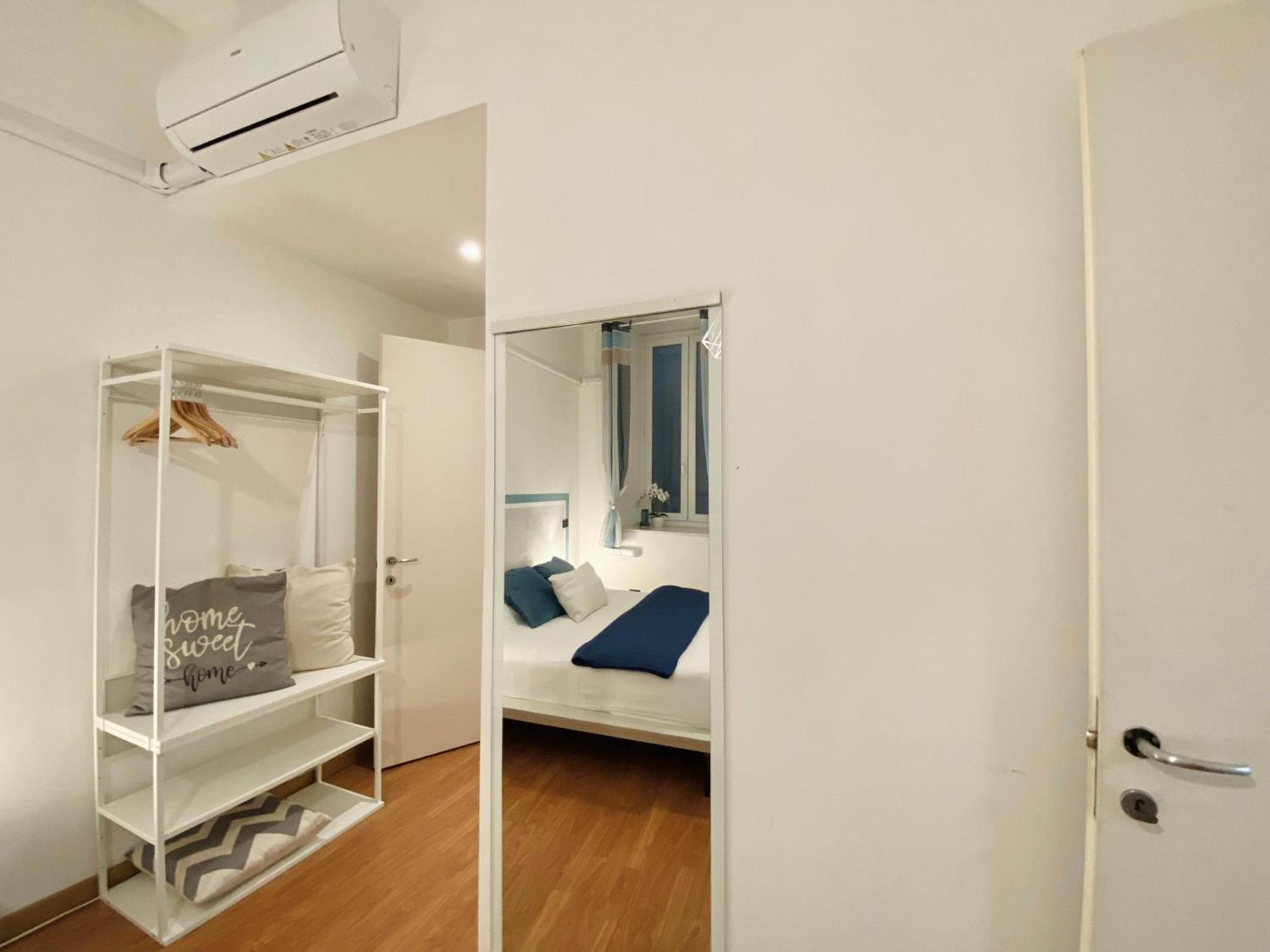 Mazzini 12 Very With Private Garage, Air Conditioning, Wifi, Just 50 Meters From The Apartamento *
